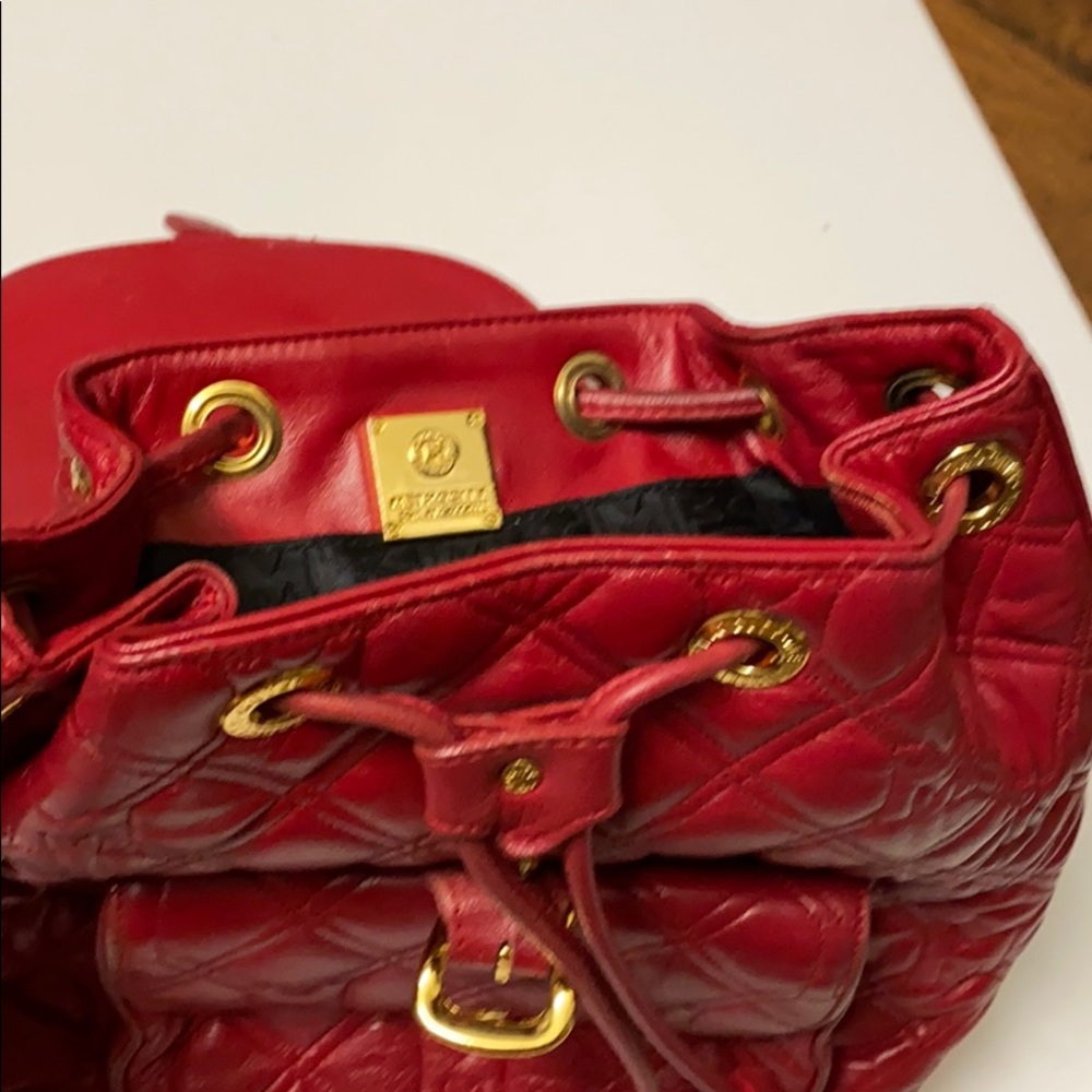 Backpack - Picture 7 of 8
